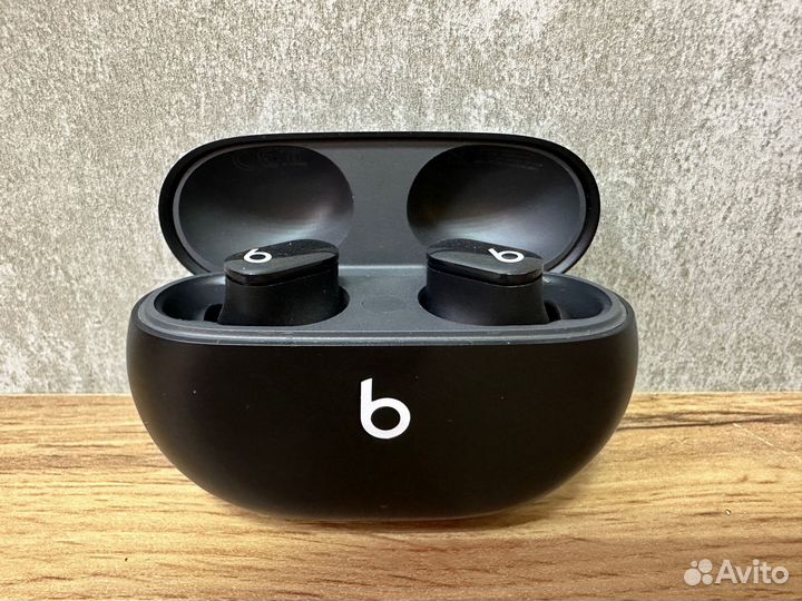 Наушники беспроводные Beats Studio Buds