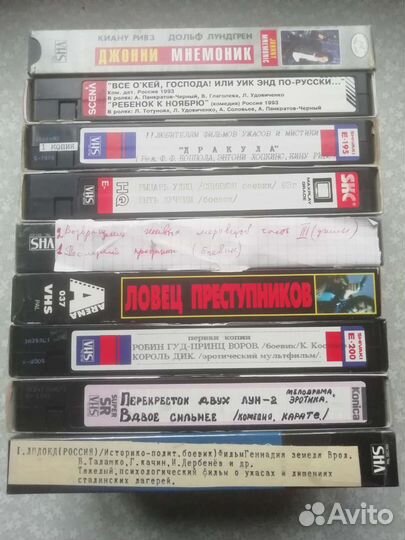 Видеокассеты с фильмами и мультфильмы