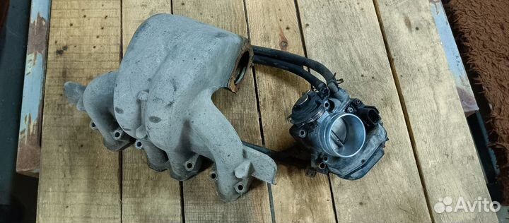 Впускной коллектор VW passatб4 2.0 л