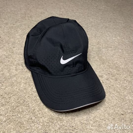 Кепка Nike Reflective dri-fit featherlight