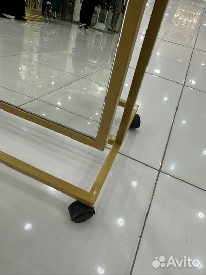 Продаю зеркало