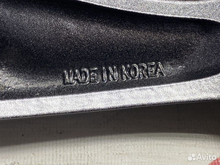 Диски оригинальные Hundai R18 5/114.3 цо 67.1 мм