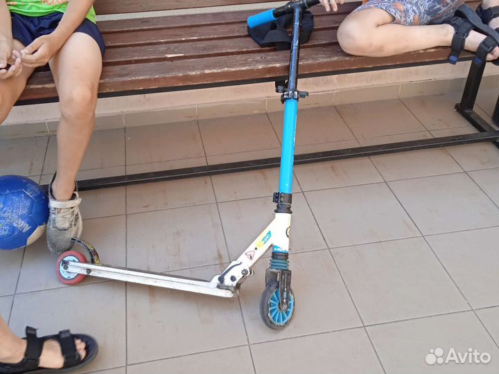 Трюковой самокат б/у