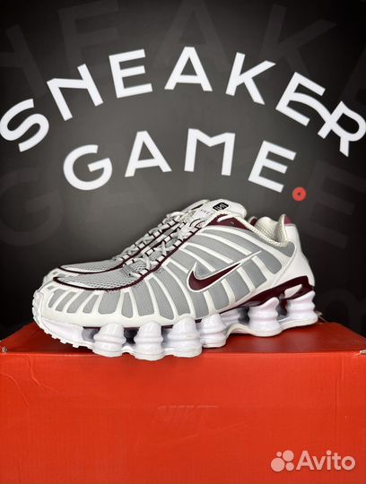 Nike shox maroon best sale