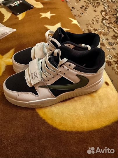 Кроссовки мужские