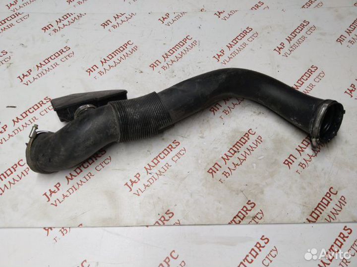 Патрубок воздушного фильтра Volvo Xc90 B6324S 2007