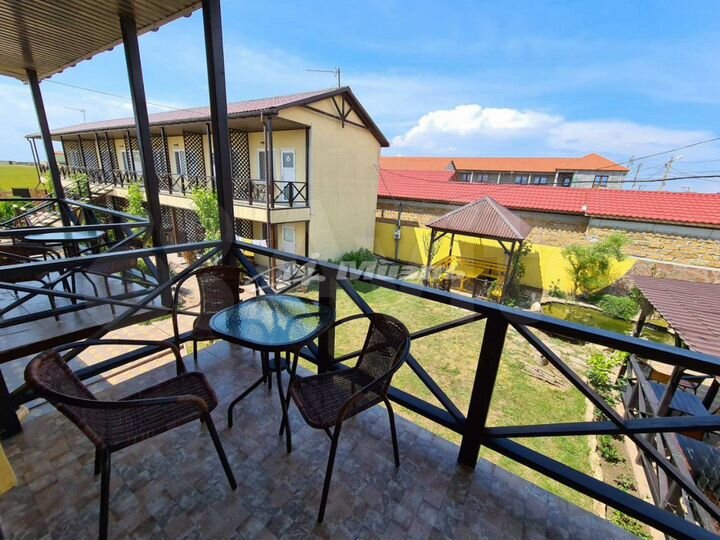 Дом 700 м² на участке 10 сот.