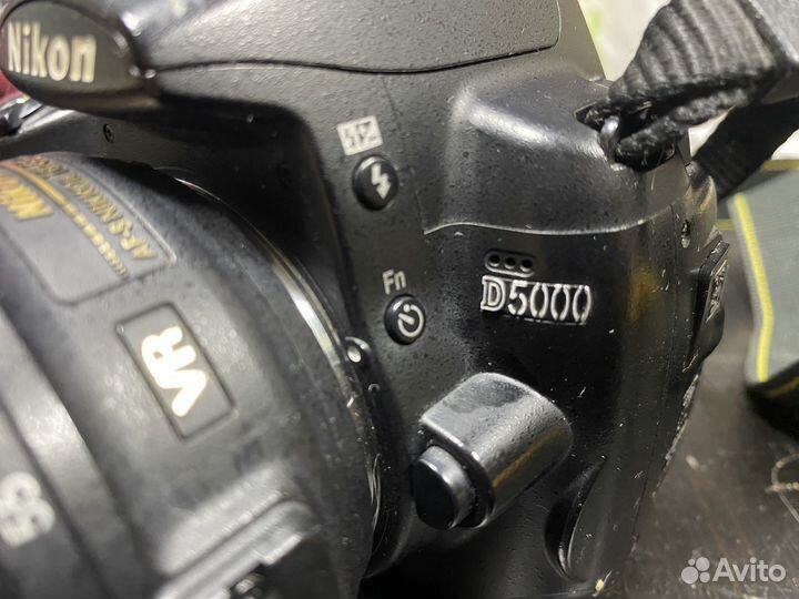 Зеркальный фотоаппарат Nikon D5000