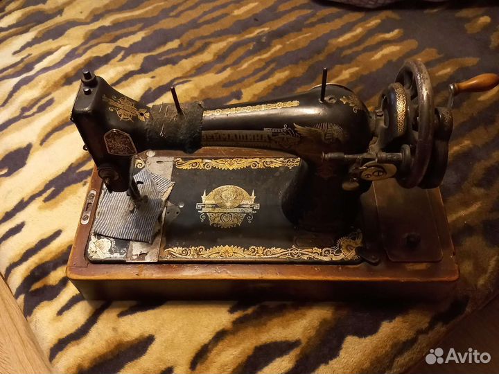 Швейная машинка