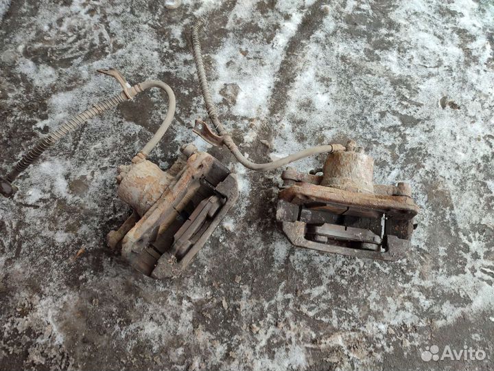 Супорта передние Kia ceed 2 JD