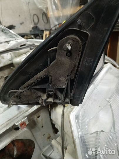 Зеркало правое ford focus 1