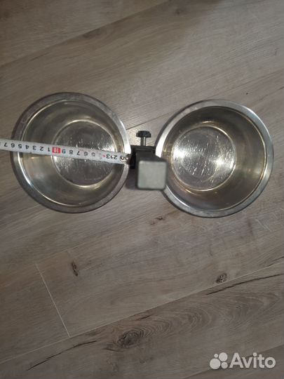 Миска для собак средних пород