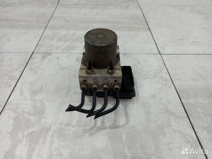 Насос ABS Cadillac Escalade GMT900 L64 2011