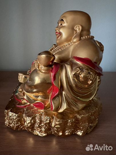 Статуэтка будды