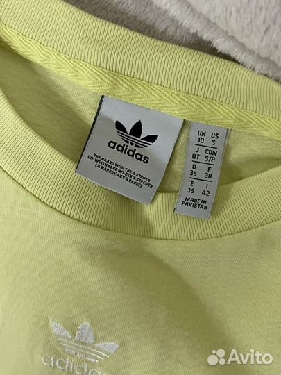 Футболка adidas женская