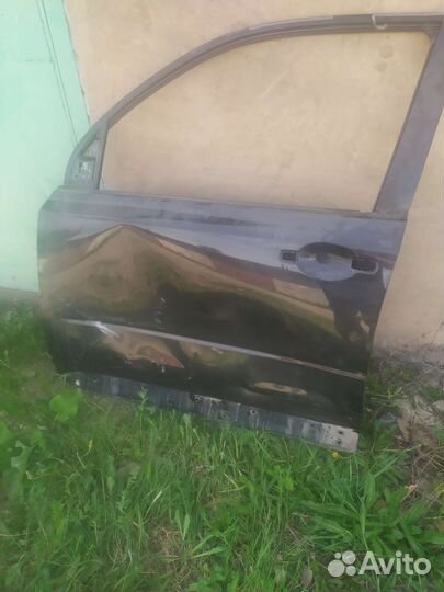 Продам дверь Ниссан x-trail