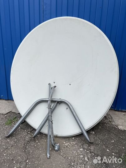 Спутниковая тарелка (90 см)