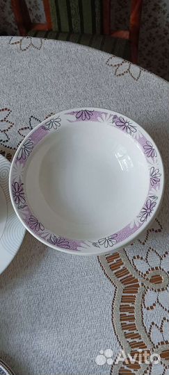 Отдам даром посуду, тарелки, чашки