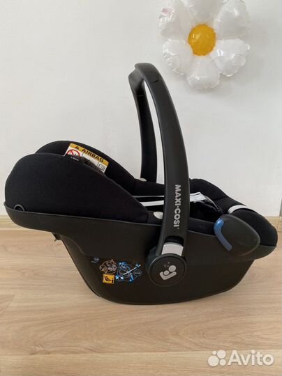 Автолюлька Maxi-Cosi Pebble Pro i-Size