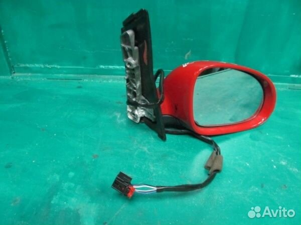 Зеркало правое Volkswagen Golf plus 2005-2014