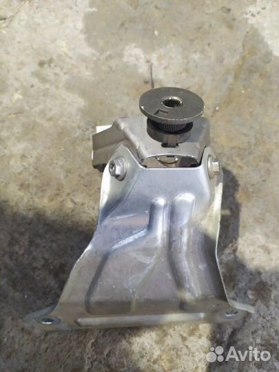 Кронштейн торпедо Volkswagen Passat B6 BVY 2007