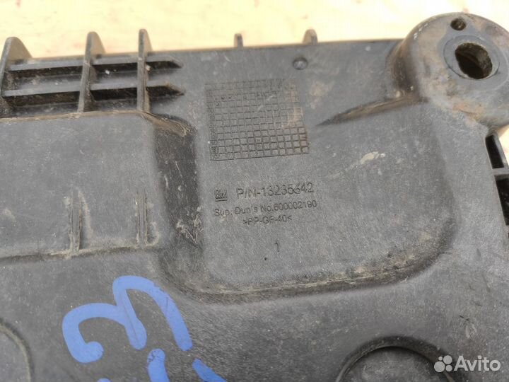 Площадка под Акб на Опель Корса Д