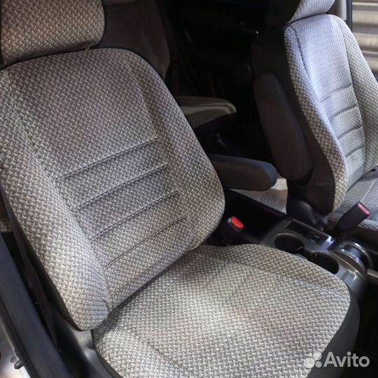 Чехлы для автомобиля на сиденья