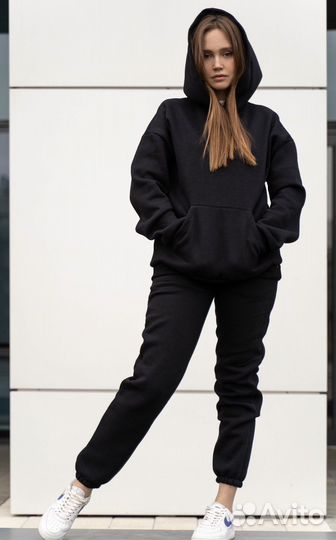 Спортивный костюм женский новый