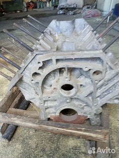 Продам блок двигателя на газ 53
