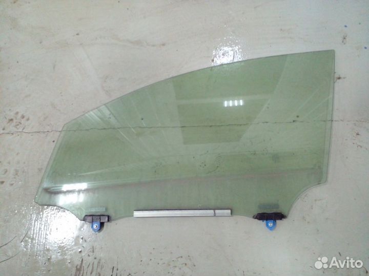 Стекло переднее левое Lexus NX