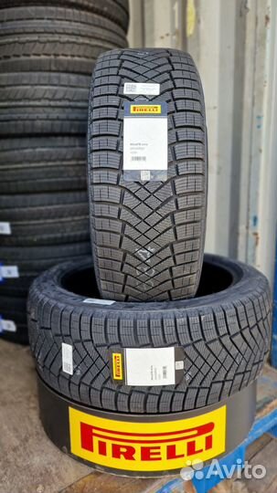 Pirelli Ice Zero FR 245/45 R20 103H