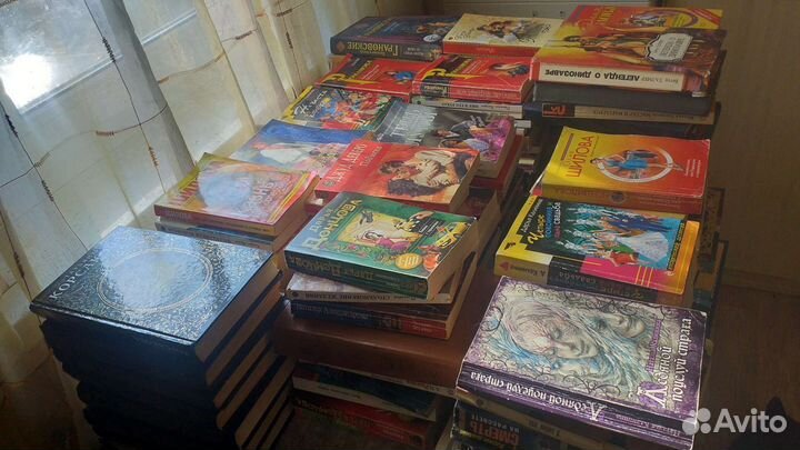 Детективы,романы,сказки,более 150шт