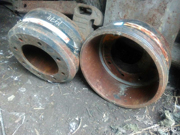 Новый тормозной барабан 360х150 мм 8 шпилек
