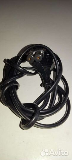 Сетевой кабель для компьютера и другой техники