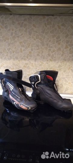 Лыжные ботинки spine