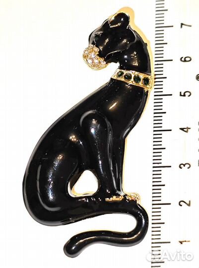 Брошь лео Царица