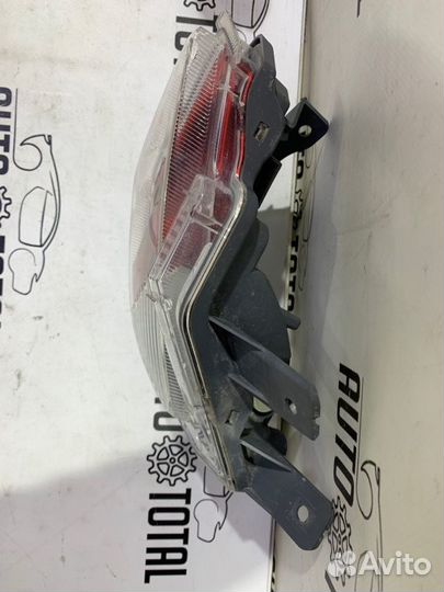 Фонарь противотуманный задний левый Toyota Rav4