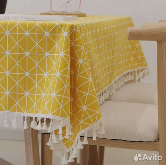 Скатерть льняная с кисточками