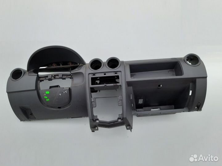 Торпедо Рено Логан 2005 2009