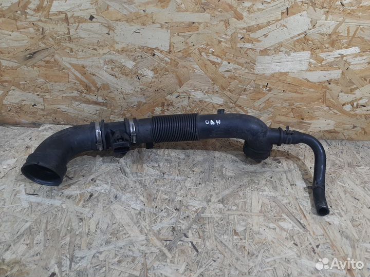 Патрубок дроссельной заслонки Opel Astra H