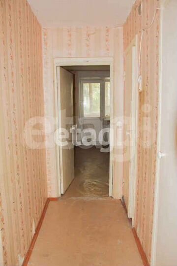 4-к. квартира, 60 м², 3/5 эт.