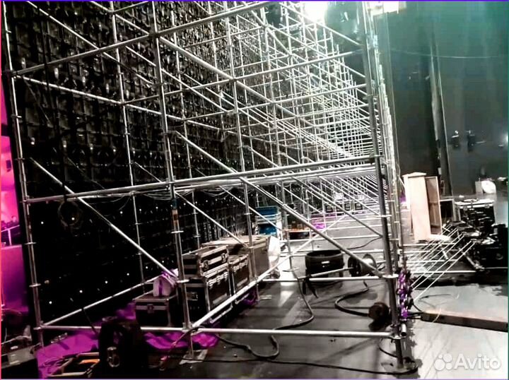 Строительные леса для сцен Layher подиумы/траверсы