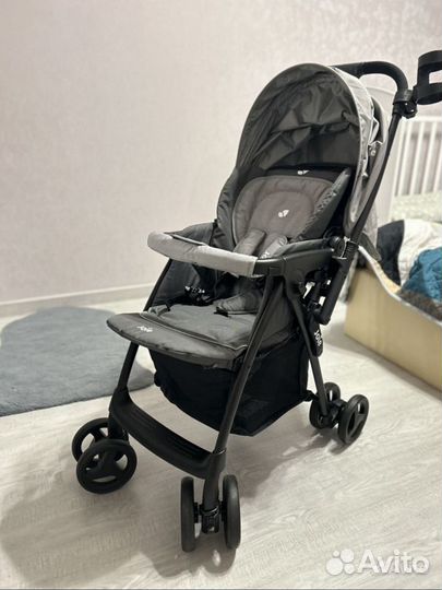 Прогулочная коляска joie mirus