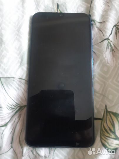 Samsung Galaxy A50, 4/64 ГБ