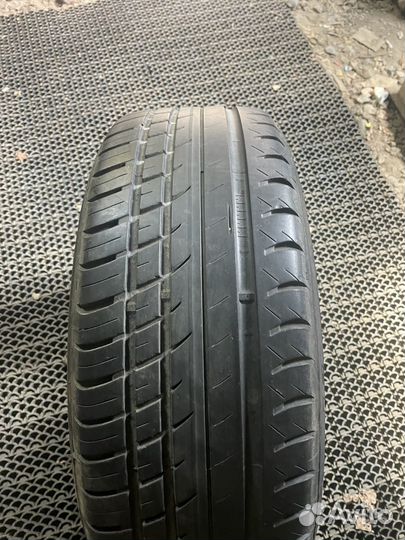 Viatti Strada Asimmetrico 205/55 R16 90H
