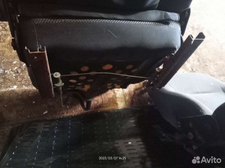 Сидения ваз 2113 купе, комплект