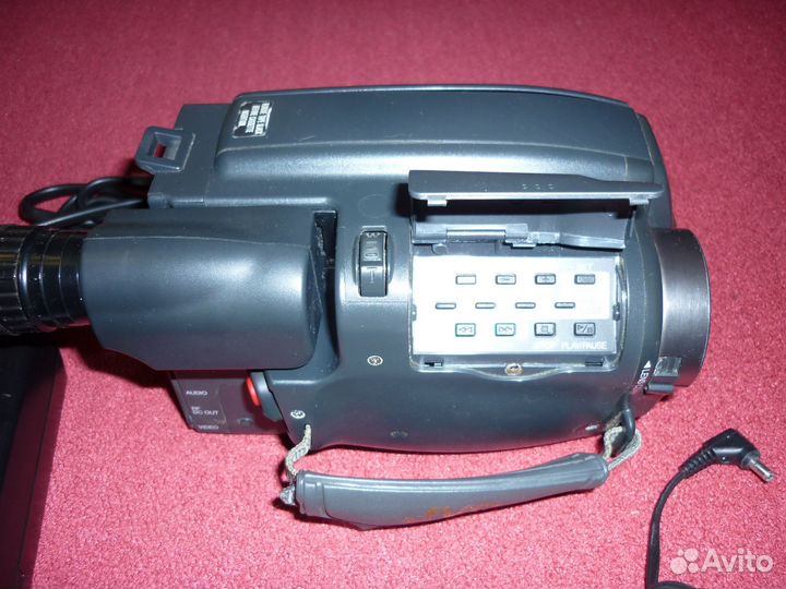 Видеокамера кассетная JVC