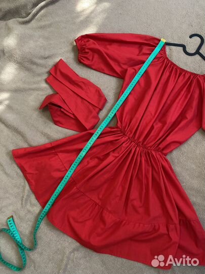 Красное платье с открытыми плечами и поясом 40 42