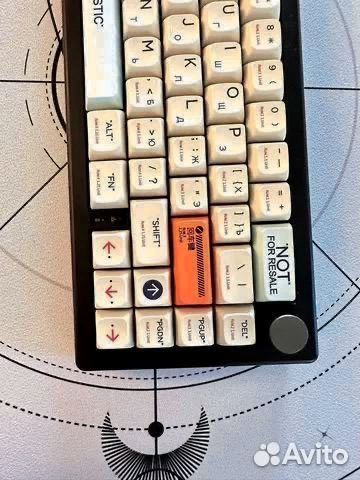 Тихая механическая клавиатура на базе GMK67