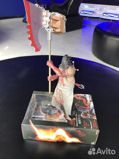 Коллекционная фигурка biohazard 5 палач